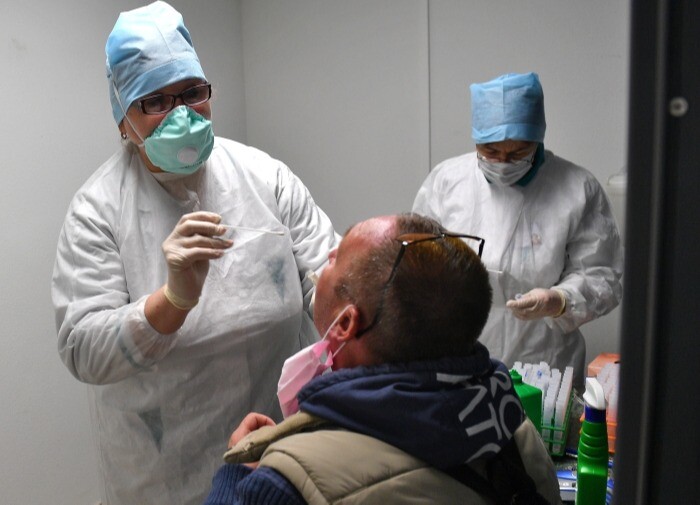 До 16 тыс. человек могут заразиться "омикроном" в Магаданской области - власти