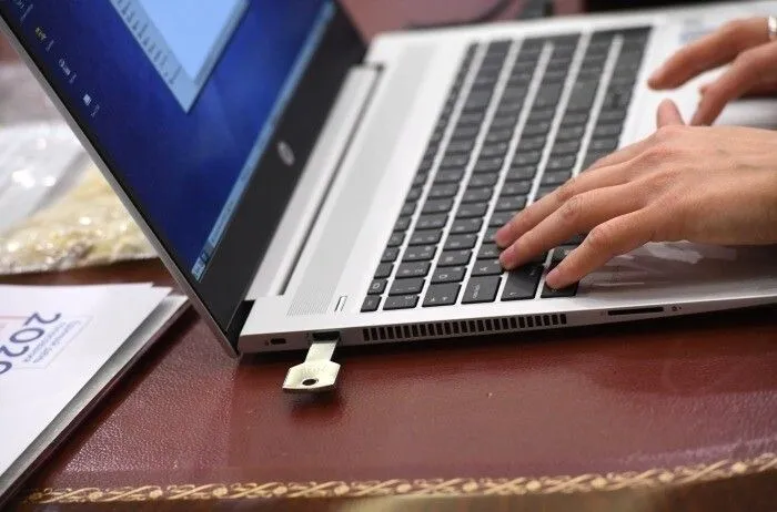 Предприниматели получили возможность оплачивать счета на портале mos.ru