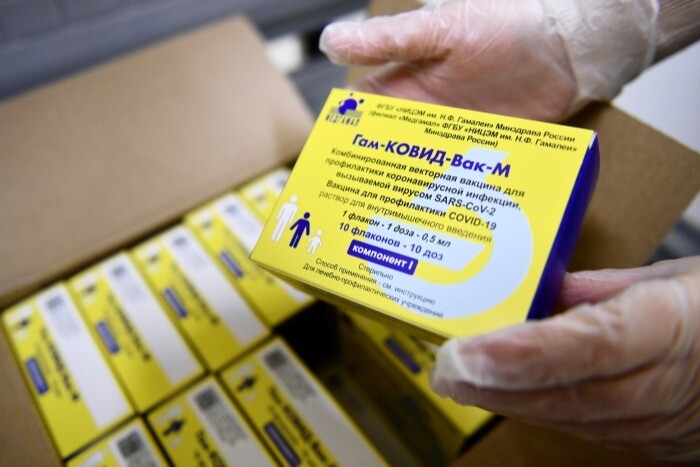Вакцинация подростков от коронавируса началась в Тверской области
