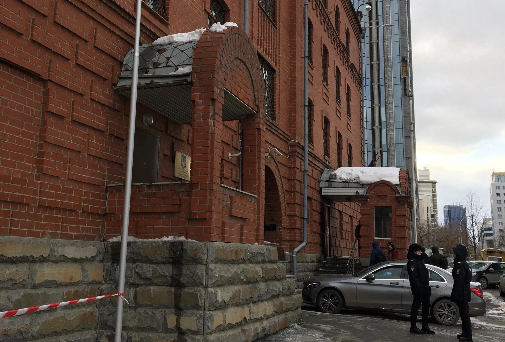 Консульство Украины в Екатеринбурге работает в обычном режиме