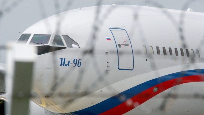 В РФ из-за санкций рассмотрят возможность нарастить производство самолетов Ил-96 и Ту-214