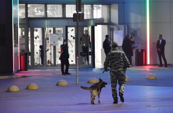 В Красноярске вновь эвакуировали торговый центр "Комсомолл"
