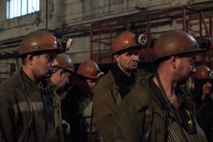 Рабочих эвакуировали из шахты Денисовская УК "Колмар" в Якутии из-за обрушения породы