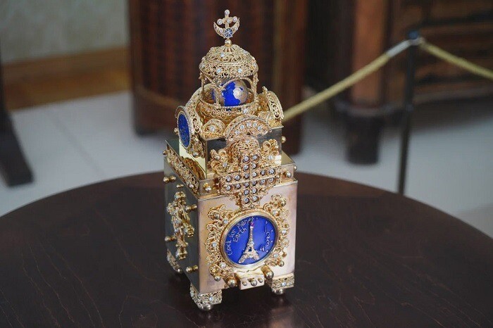 "Часы для планеты Земля" пополнили ювелирную коллекцию Владимиро-Суздальского музея