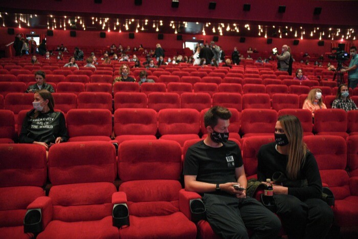 Кинотеатры Якутии получат субсидии на прокат местных фильмов в условиях санкций