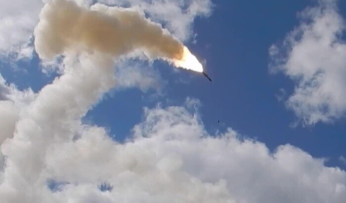 Минобороны РФ сообщило об ударе высокоточными ракетами по заводу под Киевом