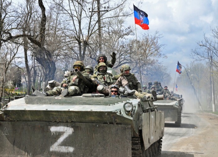 Минобороны РФ: более 1,8 тыс. украинских военных сдались в плен в Мариуполе