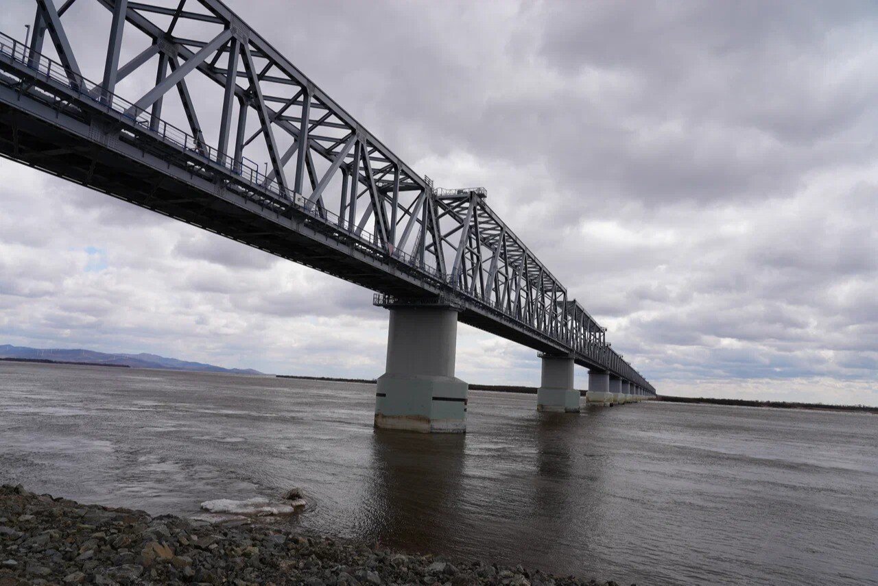 Путин не планирует приезжать на открытие железнодорожного моста через Амур в Китай