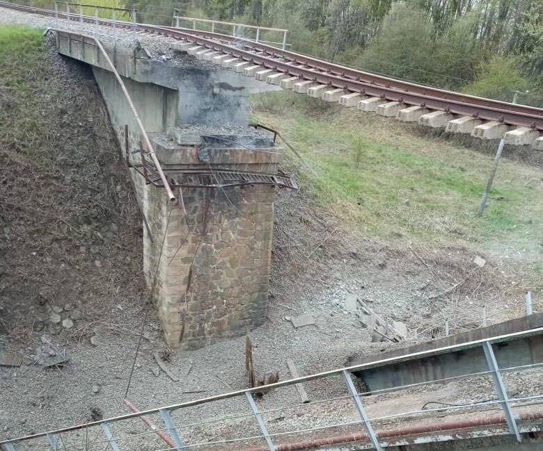 Обрушение моста в Курской области произошло в результате диверсии - губернатор