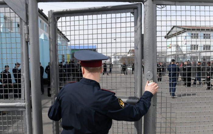 Число уголовных дел по фактам издевательств над заключенными в РФ за год удвоилось - Генпрокуратура