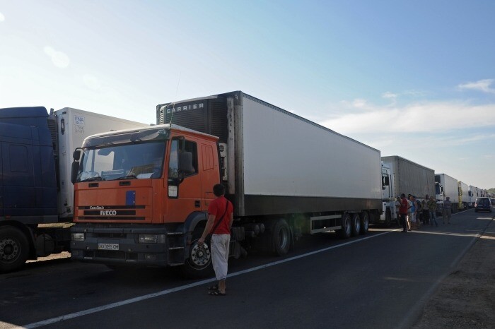 Херсонская область получит отдельный коридор в Крым для грузового автомобильного транспорта с товарами - власти
