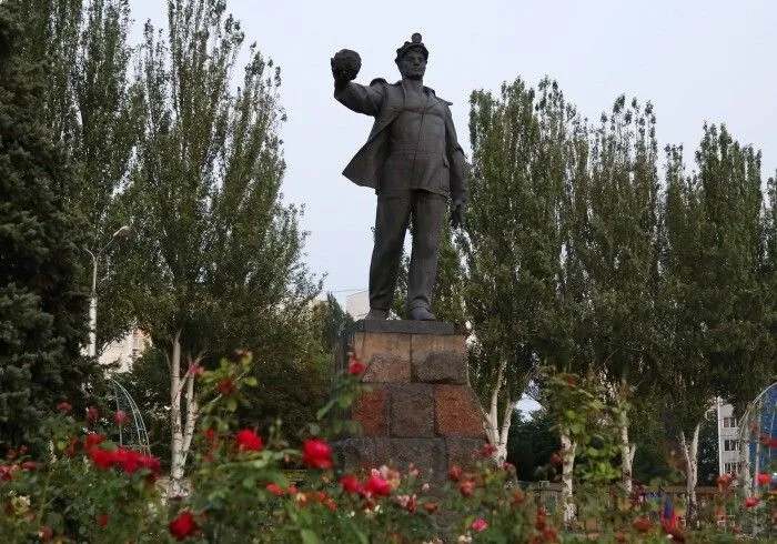 Сахалинская область поможет восстановить в ДНР город Шахтерск