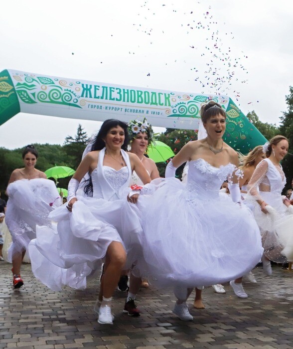 Забег невест пройдет в Железноводске в День семьи, любви и верности