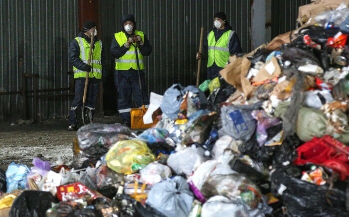 За выброс мусора из авто могут оштрафовать до 200 тыс. рублей