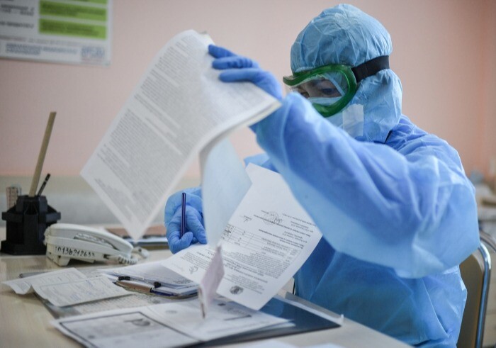 Оперштаб: в России за сутки COVID-19 заболели почти 2,7 тыс. человек