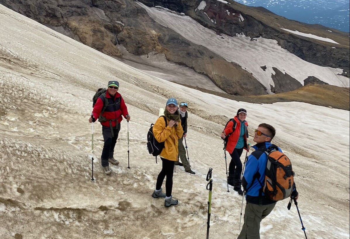 Туристический маршрут на Мутновский вулкан на Камчатке откроют в июле - власти