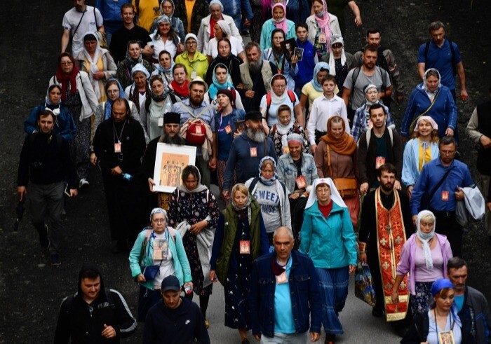 Не менее 6 тысяч паломников планируют приехать на фестиваль "Царские дни" в Екатеринбурге
