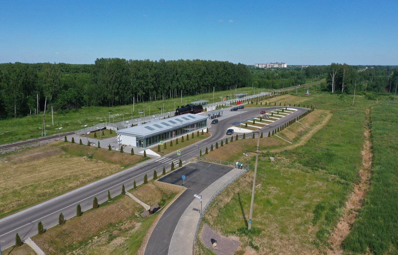 Дорога для пешеходов и велосипедистов построена от Ржевского мемориала до железнодорожной станции в Тверской области