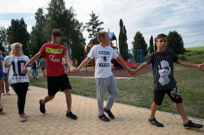 Первая группа детей из ДНР приедет в Челябинск на специальную образовательную смену "Наш Русский мир"