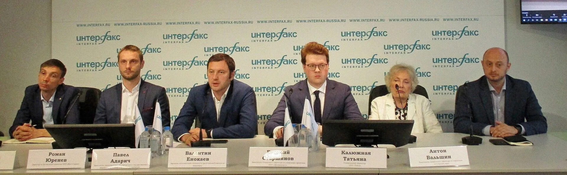 Недостающие новые автобусы в рамках транспортной реформы поступят в Петербург до 15 ноября - власти