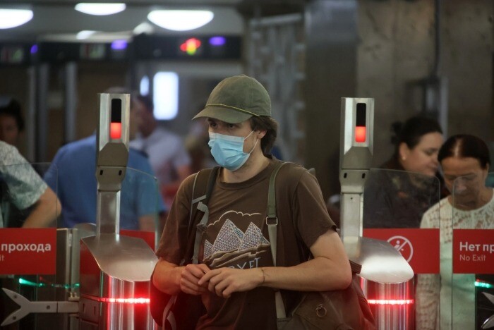 Гражданам из уязвимых категорий рекомендовано носить маски в общественных местах