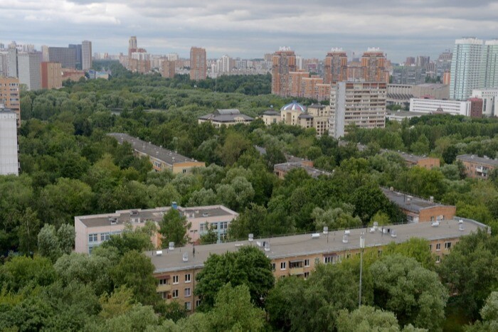 Загрутдинов: более полутриллиона рублей потратила Москва на реновацию за пять лет