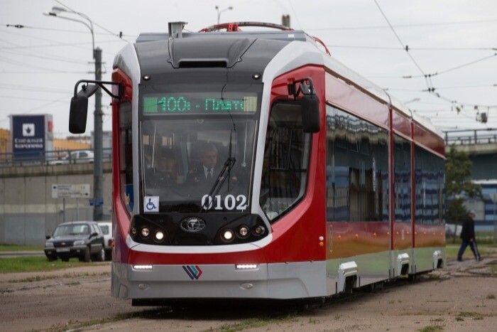 Строительство трамвайной линии "Славянка" началось в Петербурге