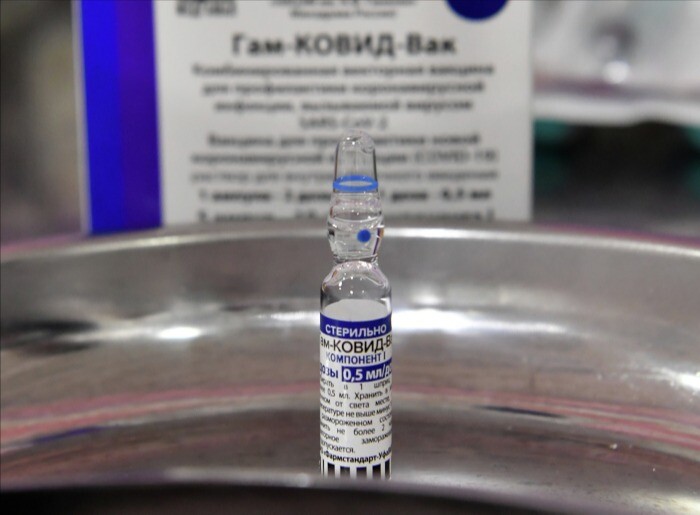 Сроки годности вакцин "Спутник V" были продлены  - Минздрав РФ