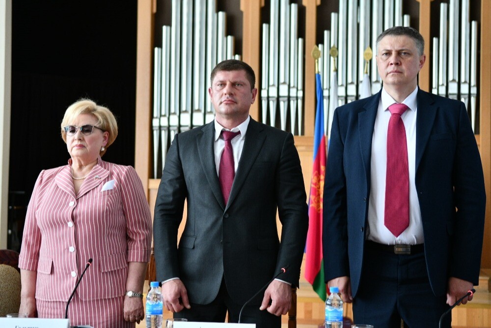 Депутаты думы Краснодара приняли отставку главы города Алексеенко