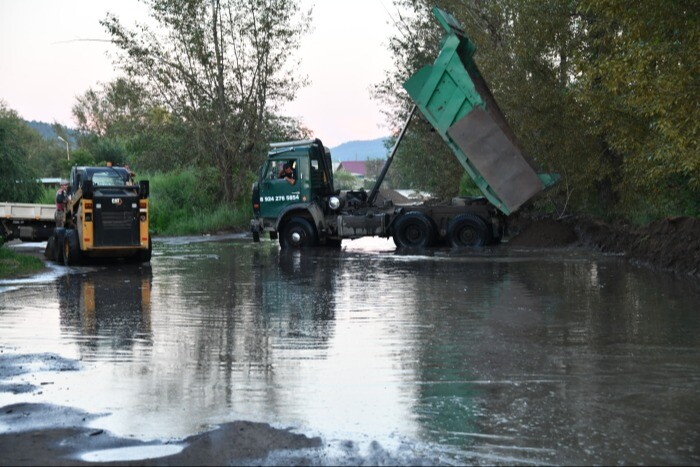 Паводком затоплены дороги в нескольких населенных пунктах Хабаровского края - власти