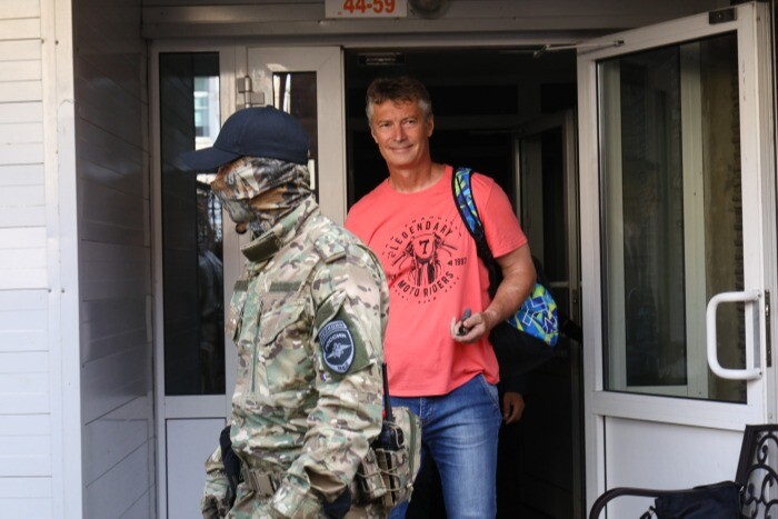 Ройзман задержан по делу о дискредитации ВС РФ и будет доставлен в Москву