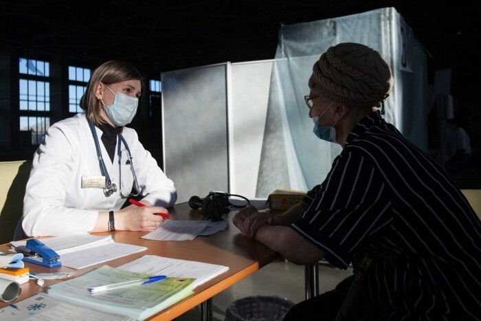 Жители Ямала, заразившиеся коронавирусом за последнее время, переносят заболевание в легкой форме