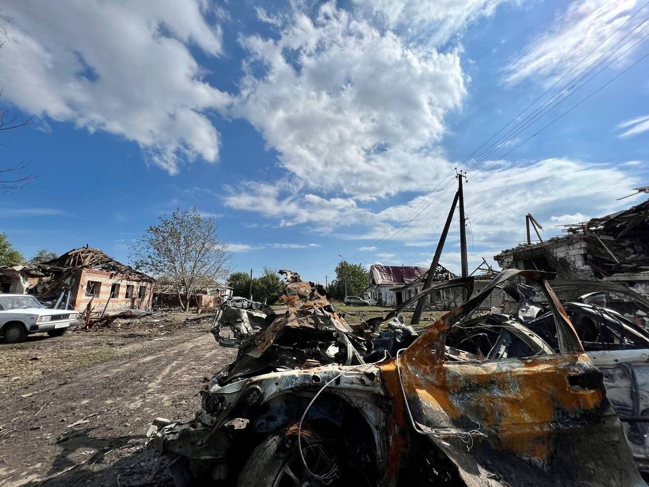 Глава Белгородской области Гладков: более 70 домов в городе Валуйки повреждены при обстреле с украинской стороны