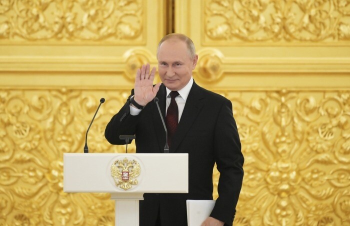 Путин примет верительные грамоты у иностранных послов