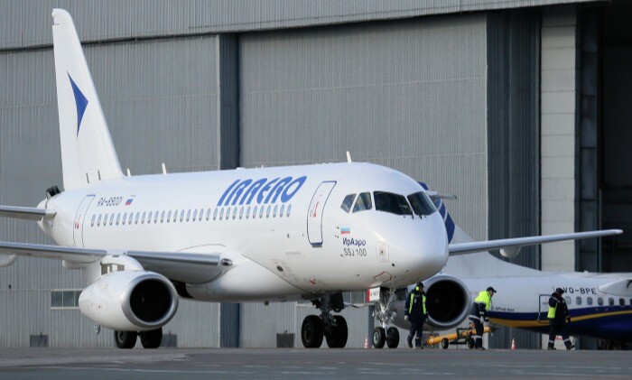 Авиакомпанию привлекли к административной ответственности за задержку рейса из Новосибирска в Баку