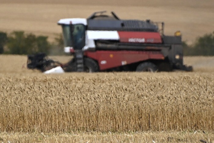 Тульская область собрала более 2,4 млн тонн зерна