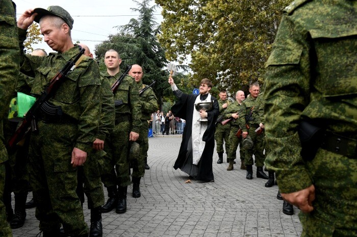 В Крыму на полигоны направили первую группу из 600 мобилизованных резервистов