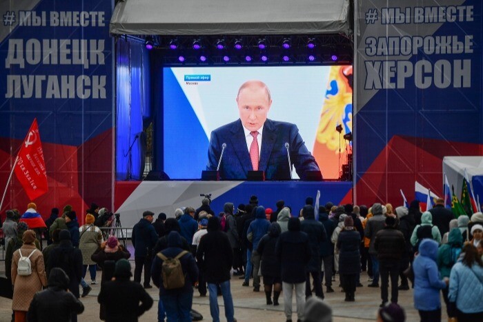 Путин: российский парламент поддержит принятие в РФ четырех новых регионов