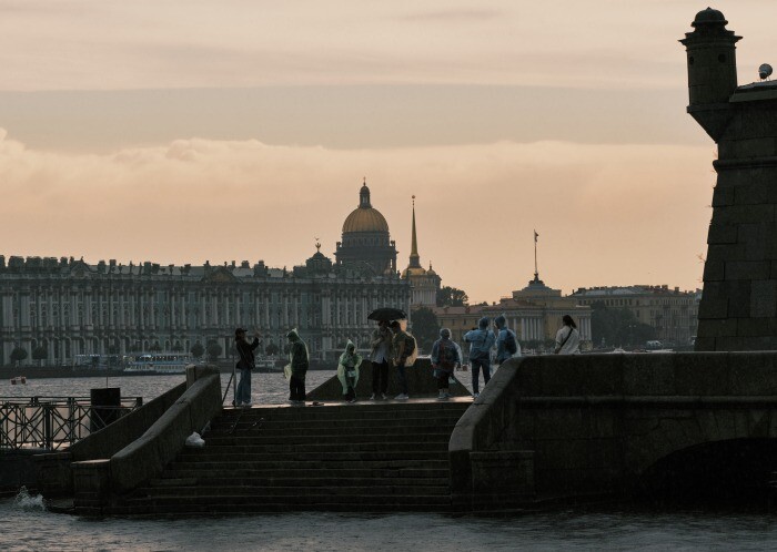 Почти половина месячной нормы осадков выпала в Петербурге за полтора дня