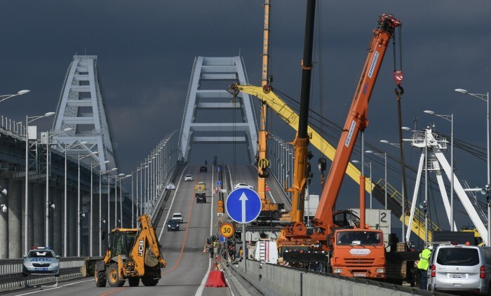 Движение по Крымскому мосту закроют на полдня 8 ноября - Минтранс