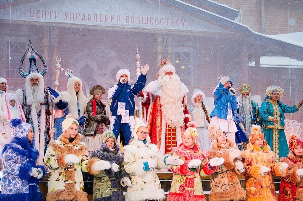 Шествие сказочных персонажей и ледовое представление пройдут в день рождения Деда Мороза в Великом Устюге