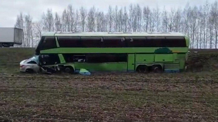 Три человека погибли в ДТП с участием пассажирского автобуса в Рязанской области