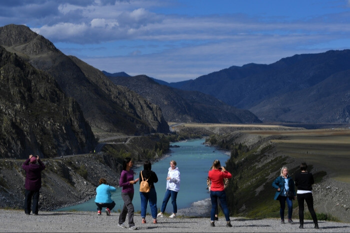 Алтайский край ожидает в 2022 году потока туристов в 2 млн человек - губернатор