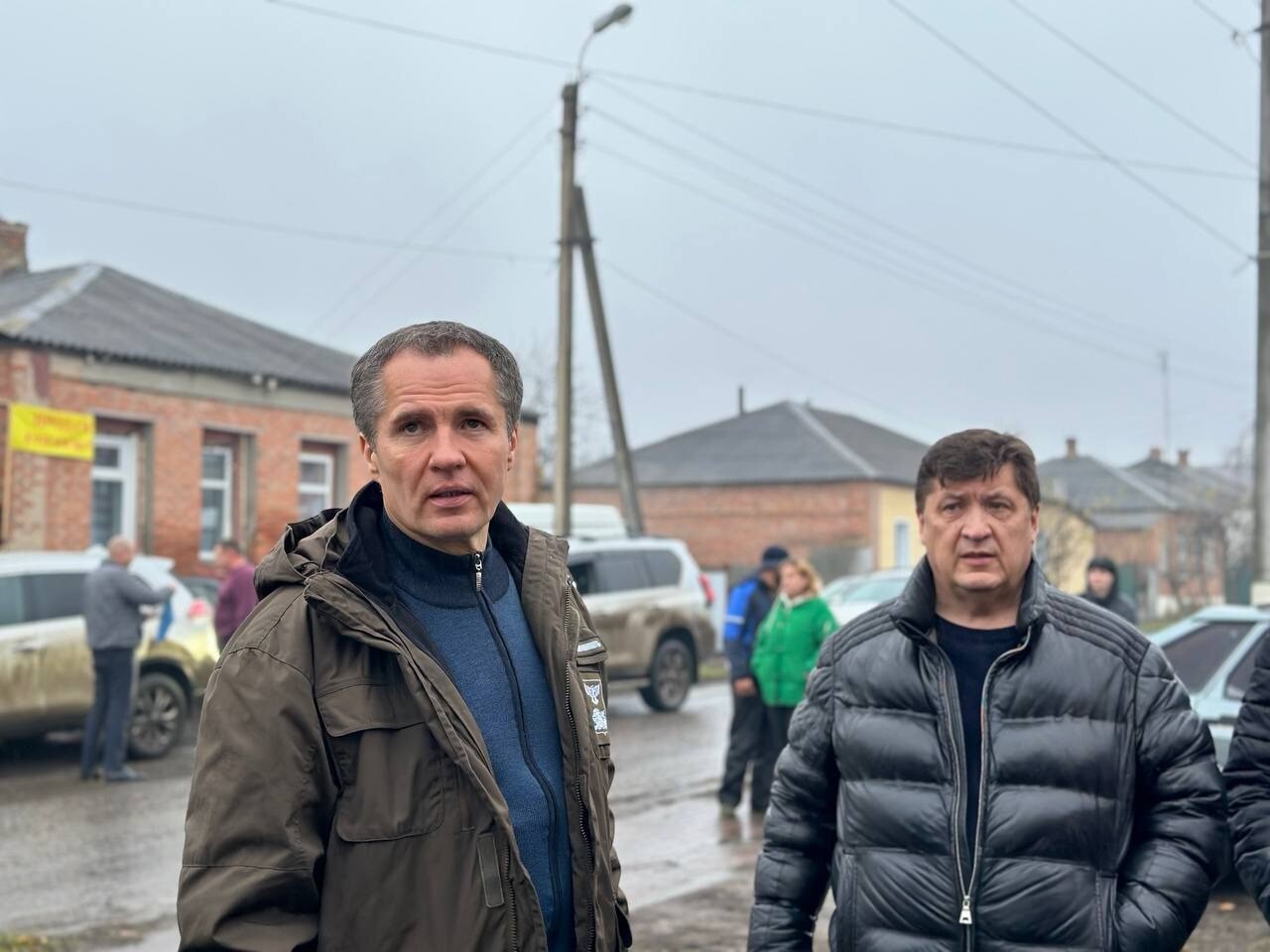 Город Шебекино Белгородской области обстреливают из "Градов", есть пострадавшая - губернатор