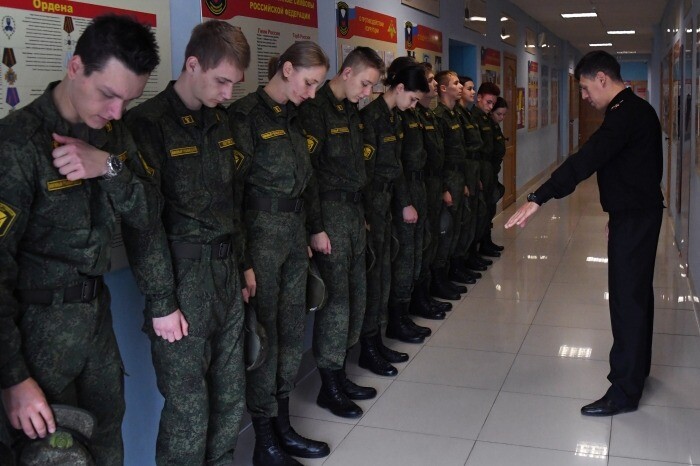 Путин надеется на завершение 1 декабря демобилизации студентов и аспирантов в Донбассе
