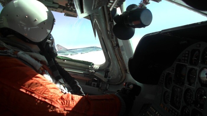 Экипаж потерпевшего в Приморье аварию МиГ-31 найден, состояние летчиков удовлетворительное - экстренные службы