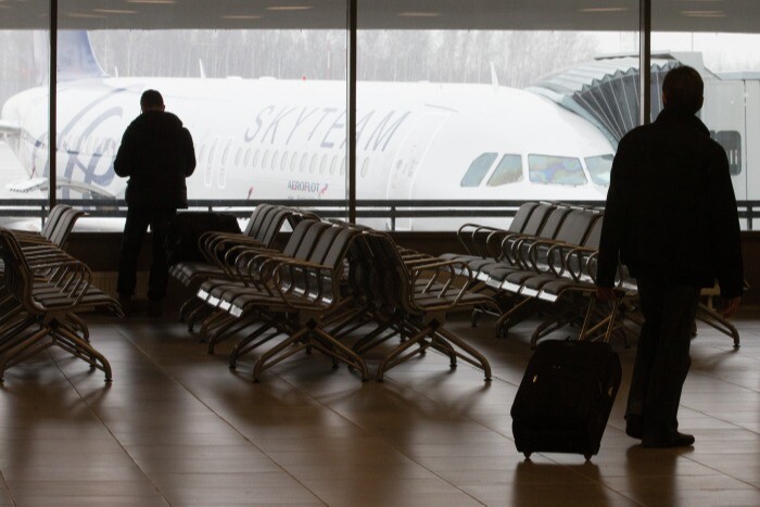 Вылет более 30 рейсов задерживается в московских аэропортах из-за непогоды