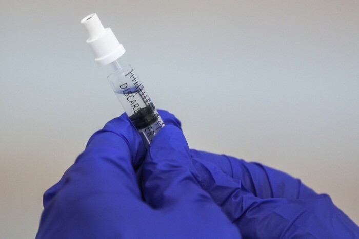 Гинцбург: новая назальная вакцина от гриппа может стать доступна уже через год-полтора