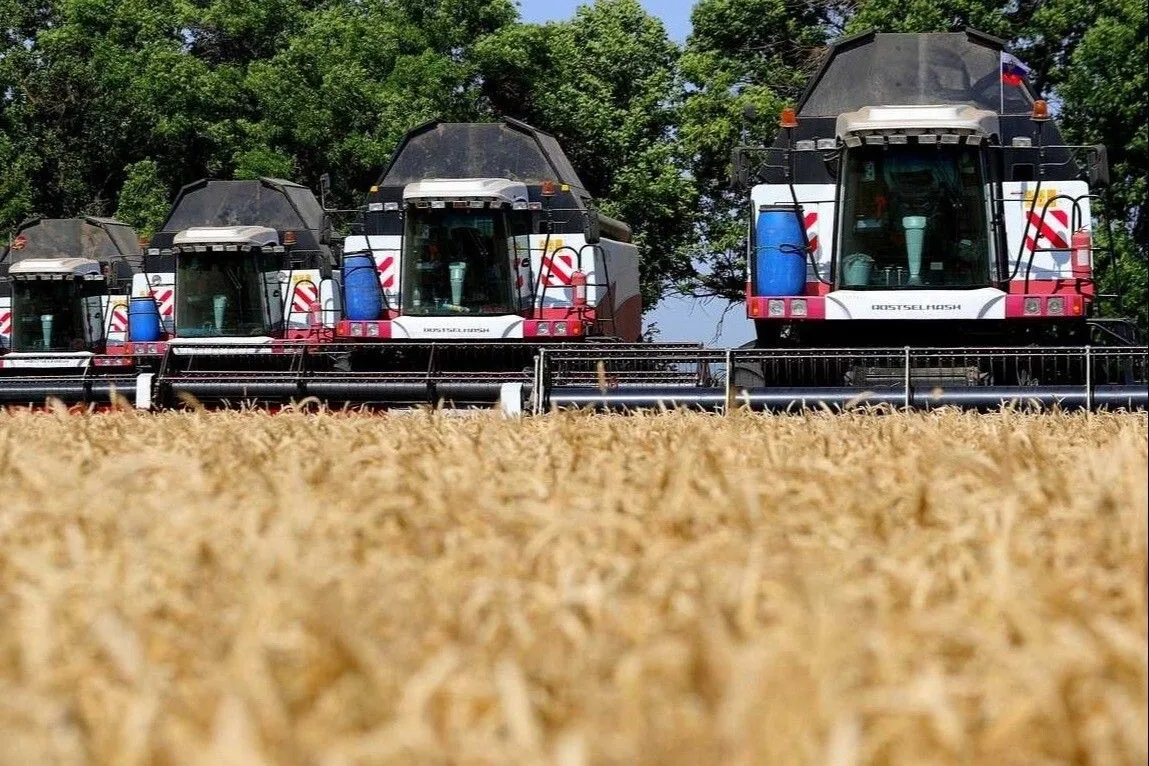 Ростовская область в 2022г увеличила поддержку аграриев в приобретении сельхозтехники в 1,6 раза