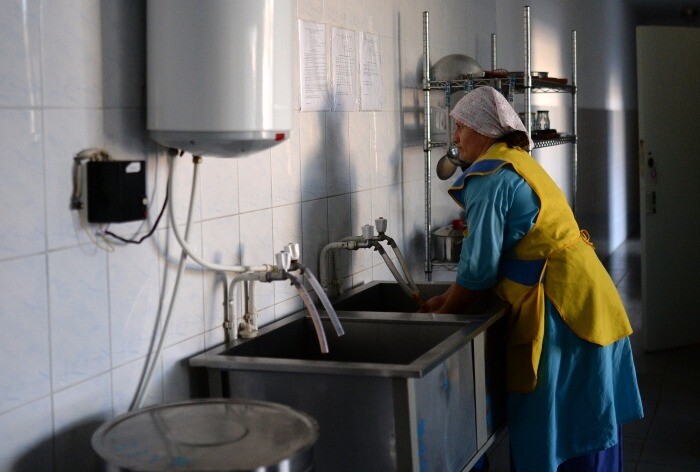 Все школы Железногорска в Красноярском крае проверят из-за вспышки кишечной инфекции в одной из них